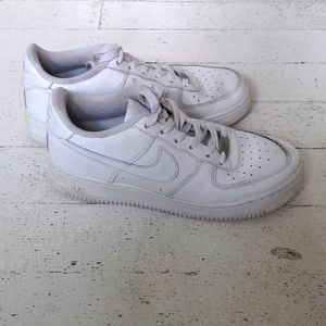 Nike Air Force 1 Size 7.5 Women's/6 Youth